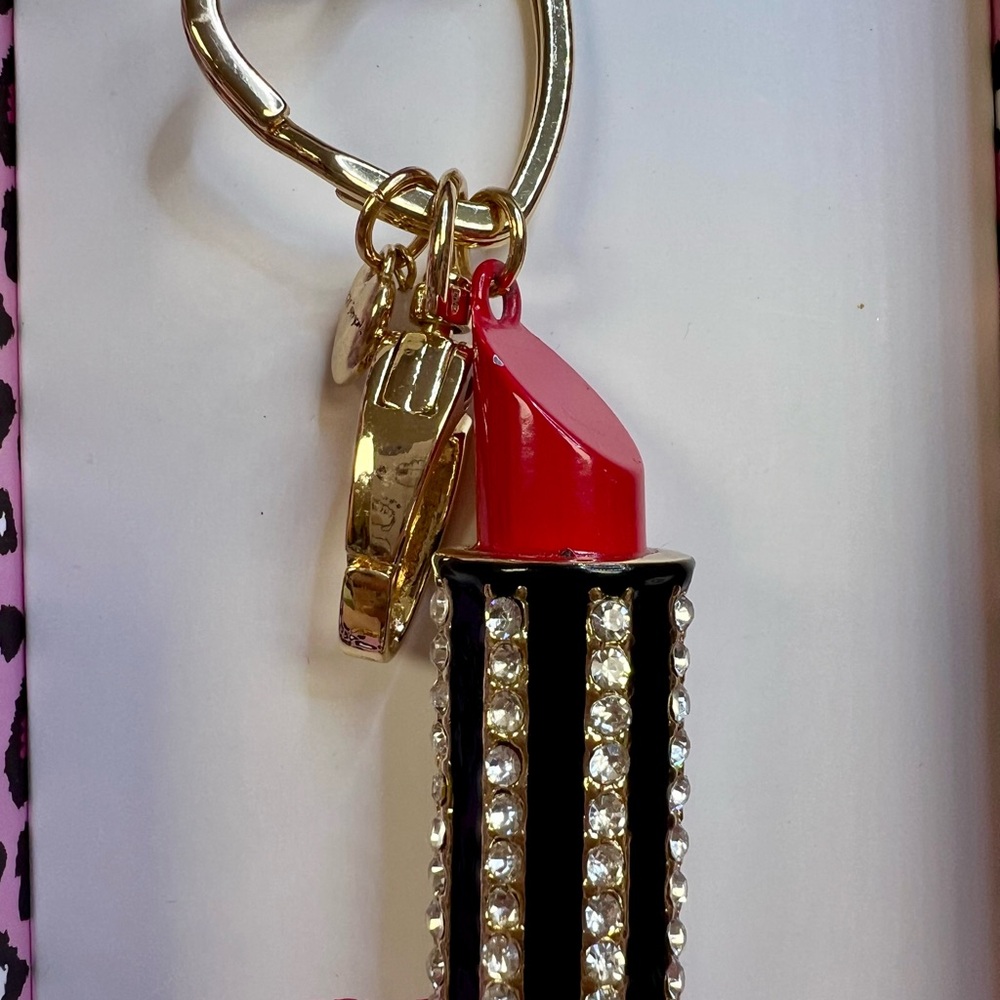 Betsey Johnson Lipstick Bag Charm - Picture 2 of 2